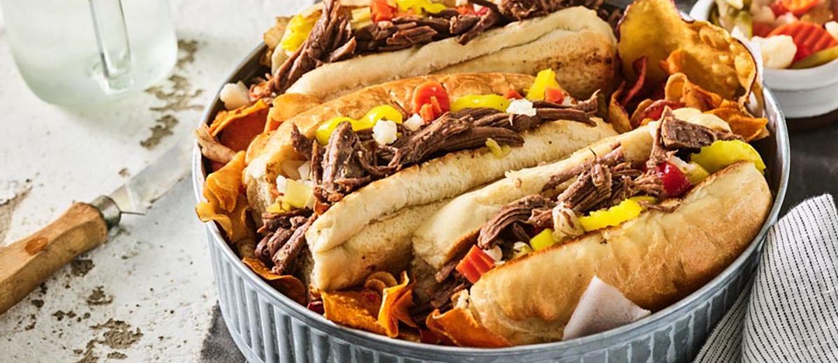 Slow Cooker Italian Beef Sandwich