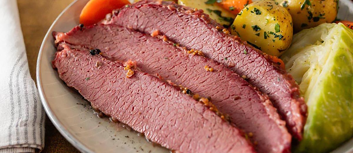 Классическая солонина из американской говядины с капустой и картофелем