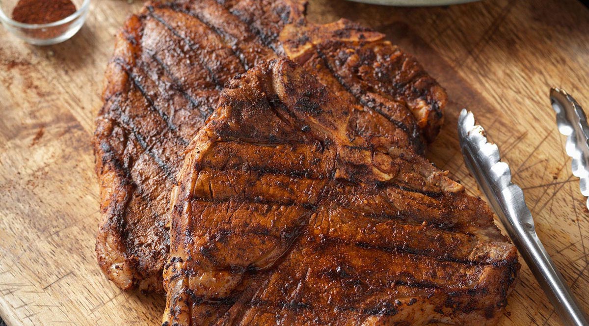 Тибон стейки на гриле с соусом барбекю