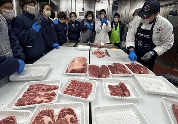 USMEF Partners with Sam’s Club on U.S. Beef Training and Promotion in China