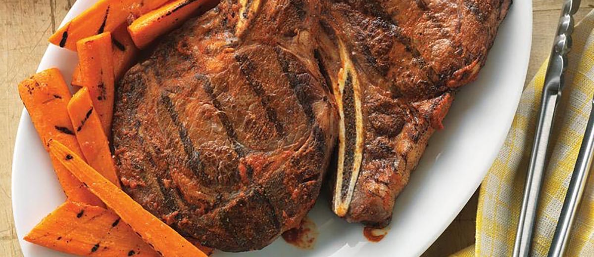 Пикантные стейки Рибай из американской говядины с имбирно-апельсиновой морковью на гриле