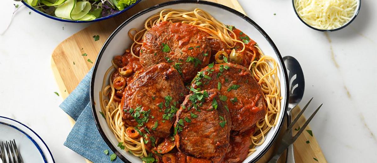 Mediterranean Steak & Pasta with Tomato-Olive Sauce